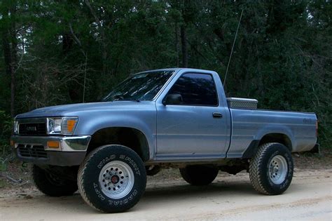 1990 Toyota Pickup - Exterior Pictures - CarGurus | Toyota 4x4, Toyota pickup 4x4, Toyota trucks