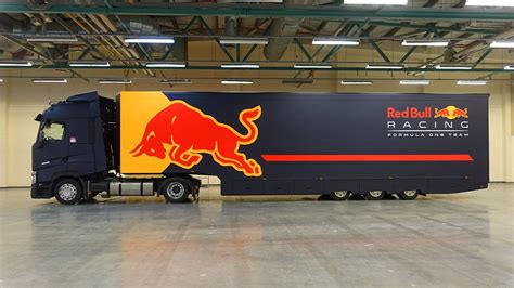 Red Bull - updated truck livery : formula1