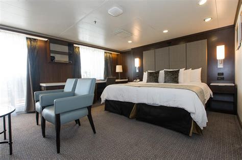 Neptune Suite on Holland America Nieuw Amsterdam Cruise Ship - Cruise ...