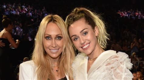 The Truth Behind Miley Cyrus' Relationship With Her Mom Tish