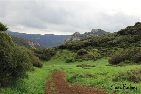 Malibu Hike, The Grotto – MicheletheTrainer – Medium