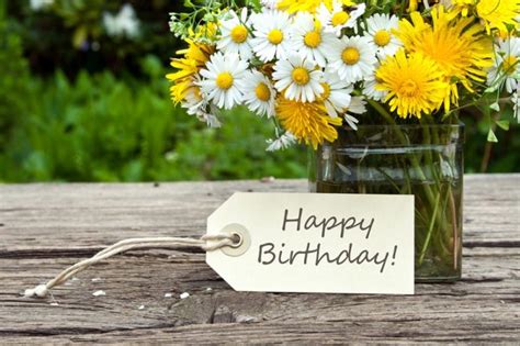 Reasons Why Birthday Flowers Make a Perfect Gift - Tasteful Space