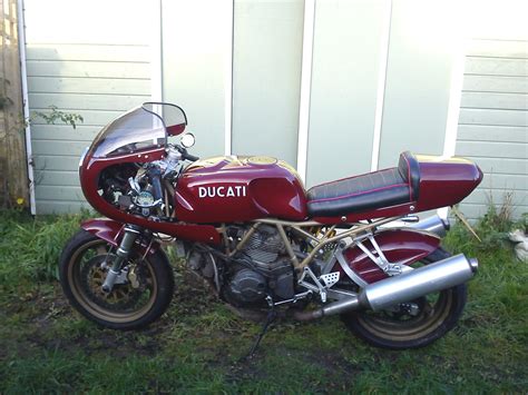 Ducati 750ss cafe racer