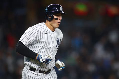 Yankees Anthony Rizzo three home runs