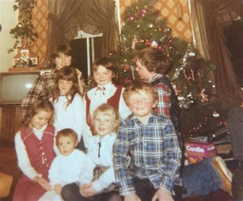 Why Christmas In The '80s Was The Best | 1980s christmas, Vintage christmas photos, Why christmas