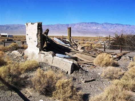 Ruins at the remote ghost town of Ballarat, CA - ballarat2… | Flickr