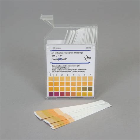 Universal pH Indicator Strips, Range 0-14, Pack of 100 | Carolina.com