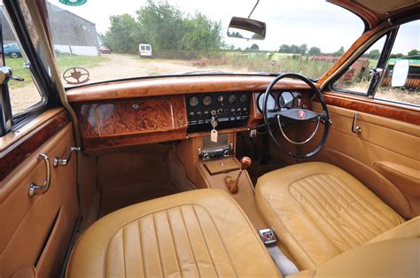 Jaguar MK2 Mark 2 Leather Interior. | My first real test of … | Flickr