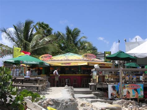 Sunset beach bar Maho beach,St Maarten Dutch West Indies M… | Flickr