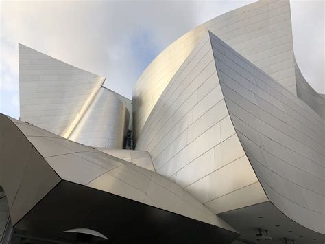 Walt Disney concert hall by Frank Gehry | Walt disney concert hall ...