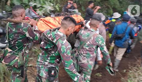 Evakuasi Korban Erupsi Gunung Marapi Terus Diupayakan Tim SAR Gabungan - Foto Liputan6.com