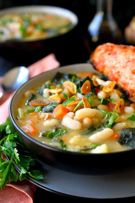 Vegan White Bean and Kale Soup | Cilantro and Citronella