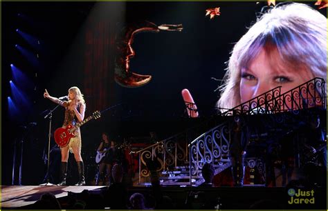 Taylor Swift: Perth Concert Cutie! | Photo 462483 - Photo Gallery | Just Jared Jr.