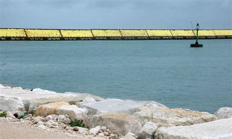 Venice's controversial barriers prevent flooding for second time ...