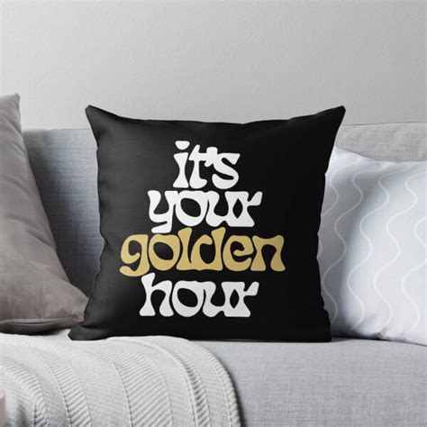 "Golden hour jvke merch -its your golden hour jvke concert - jvke show - jvke shorts" Throw ...