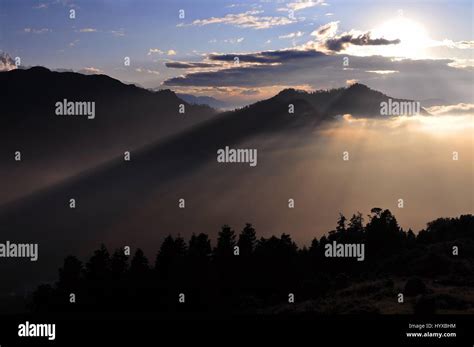 Nepal, Ghorepani, Poon Hill, Dhaulagiri massif, Himalaya, Sunrise view from Poon Hill ...