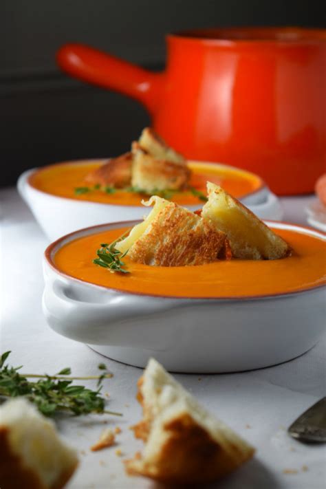 Creamy Tomato Soup With Grilled Cheese Croutons | Naive Cook Cooks