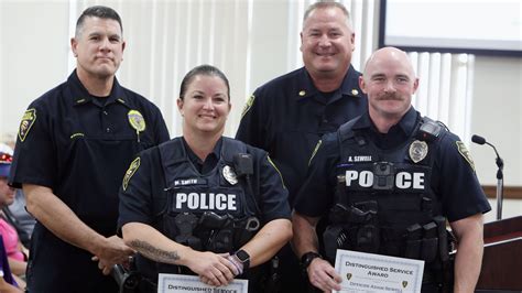 Burlington Police officers receive awards after going above and beyond