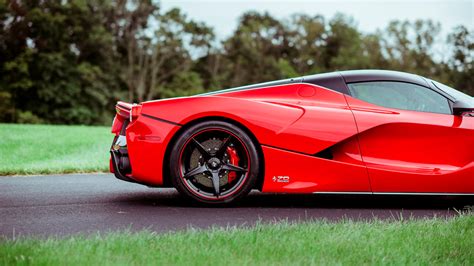 Nobody Wants This Pristine Ferrari LaFerrari Aperta | CarBuzz