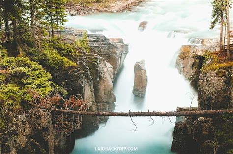 A Guide to Sunwapta Falls and Canyon — LAIDBACK TRIP