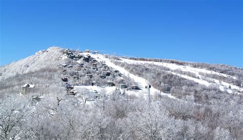 Beech Mountain Resort opens on 'White Friday' - Beech Mountain Resort