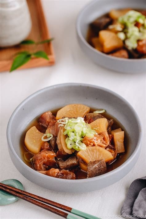 Japanese Beef Tendon Stew (Gyusuji Nikomi) 牛筋煮込み • Just One Cookbook