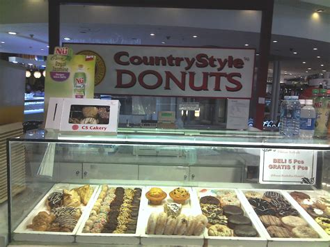 Country Style Donut :Snack buat Rame-Rame | Food, Place & Hang out