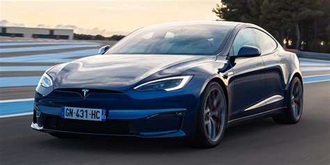 2023 Tesla Model S AWD Features and Specs