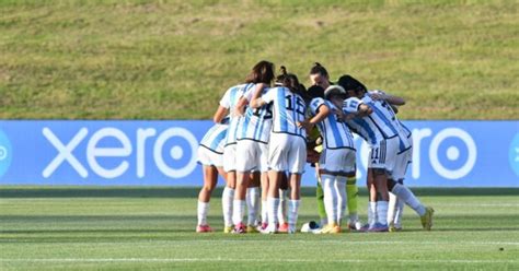 Fútbol femenino: Argentina goleó a Chile en su primer amistoso antes ...