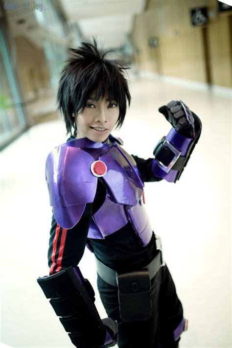 Hiro Hamada & Baymax from Big Hero 6 - Daily Cosplay .com