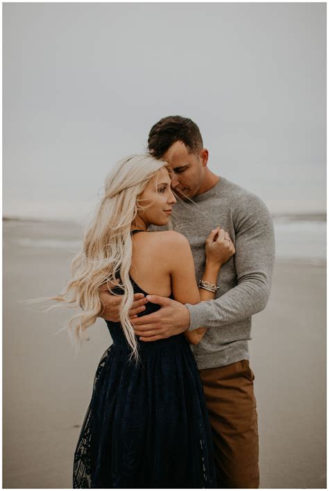 Jacksonville Beach Couples Session! All the Florida beach fun for this Anniversary Session | Fun ...