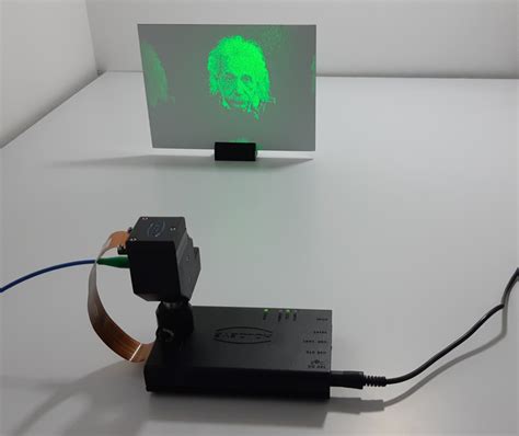 Diffractive Projection Engine - HOLOEYE Photonics AG