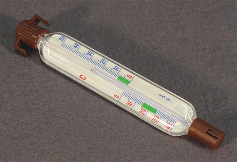 Alcohol thermometer, -40°C to +50°C - Standard products catalogue IFRC ICRC