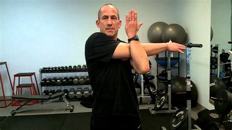 Horizontal Shoulder Adduction Stretch - YouTube