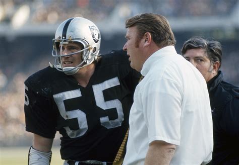 Ranking the 10 best linebackers in Raiders history