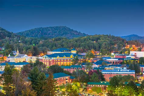 10 Things to Know Before Moving to Boone, NC - Updated 2023