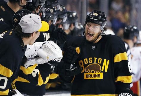 Boston Bruins Highlights: David Pastrnak continues torrid pace in loss to Flames - masslive.com