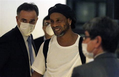 Ronaldinho released from Paraguayan prison, now on house arrest at ...