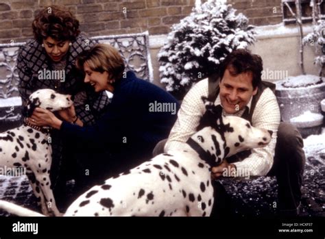 101 DALMATIANS, (aka ONE HUNDRED AND ONE DALMATIANS), Joan Plowright, Joely Richardson, Jeff ...