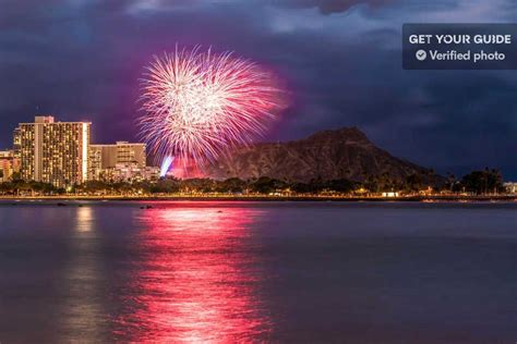 Oahu: Friday Night Sunset Tour with Waikiki Fireworks | Oahu, Fireworks photography, Photography ...