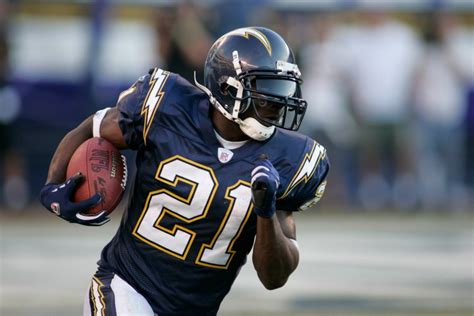 The 25 Best NFL Running Backs of All Time // ONE37pm