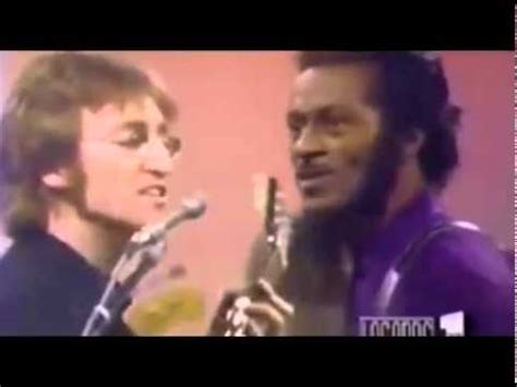 The Yoko Ono Chuck Berry Screech - YouTube