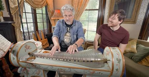 Behold the Glass Armonica, the Unbelievably Fragile Instrument Invented ...