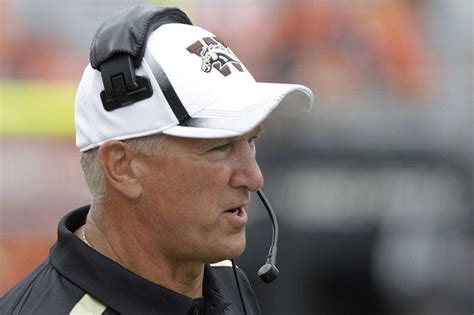 UMass football, Western Michigan coaching staffs have plenty of connections - masslive.com