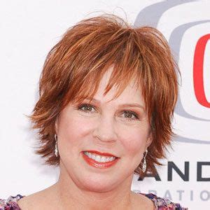 Vicki Lawrence - Age, Family, Bio | Famous Birthdays