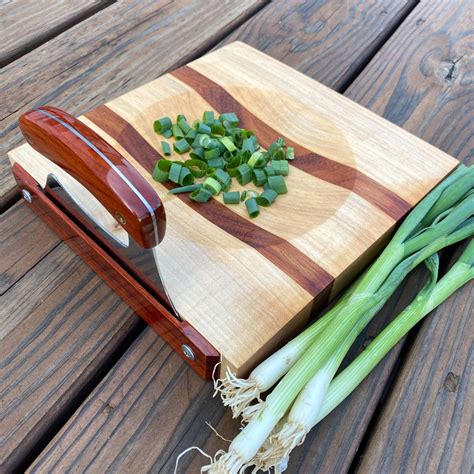 How to Make a Ulu Knife From a Old Saw Blade Plus a Bonus Cutting Board ...