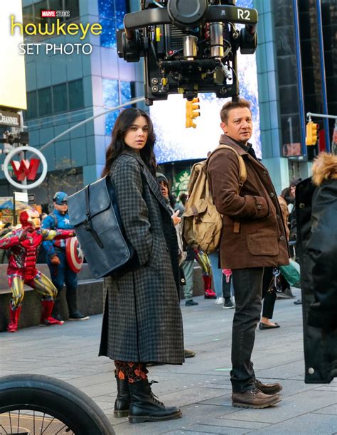 Hawkeye || Jeremy Renner and Hailee Steinfeld || BTS - Hawkeye Photo (43676997) - Fanpop - Page 37