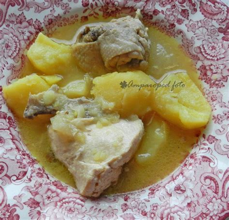 La Tinola en Tagalo, el idioma nativo de Filipinas, es una sopa servida como entrante o plato ...