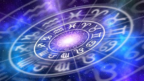 Das Jahreshoroskop 2024 für alle Sternzeichen: Horoskop kostenlos