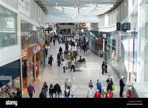 Festival Place Shopping Centre, Basingstoke, United Kingdom Stock Photo: 56594187 - Alamy